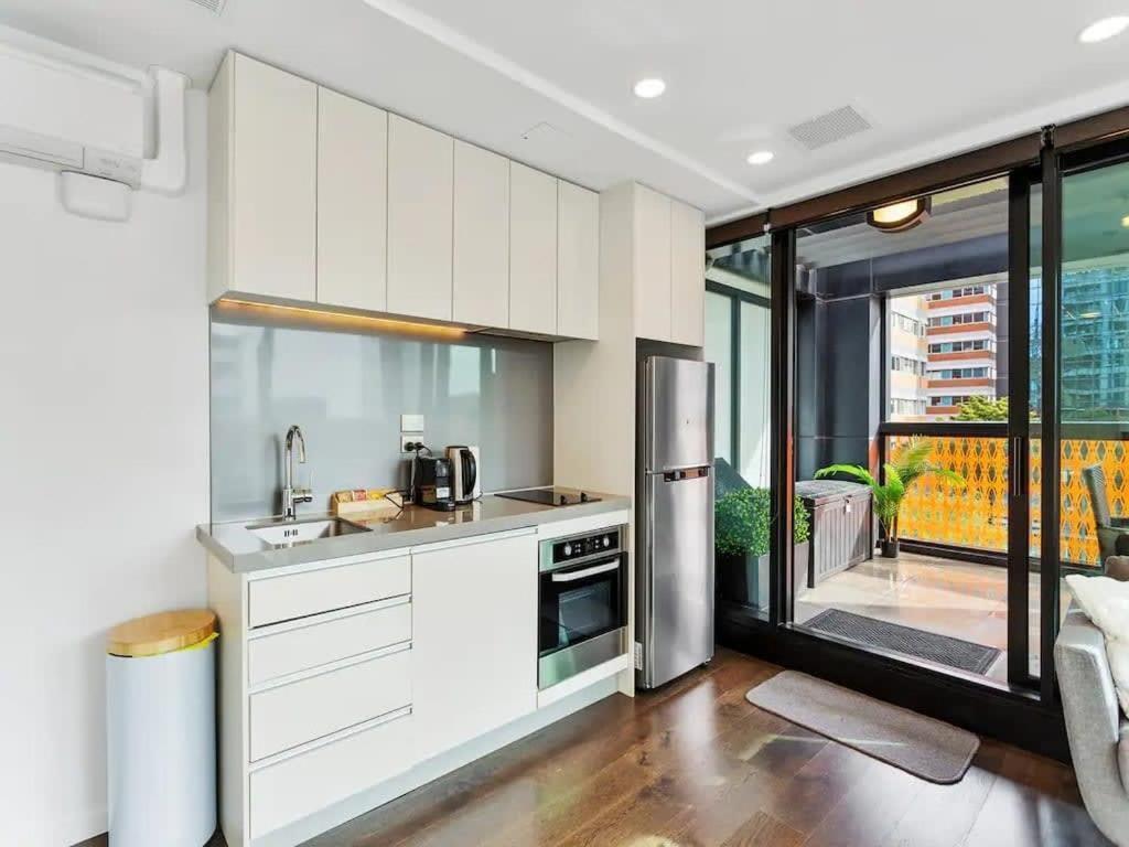 Two Bedroom Apartment - Large Balcony Central 奥克兰 外观 照片